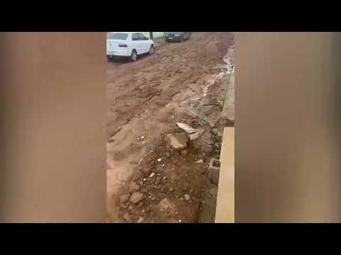 Moradora do Bouganville 2 mostra revolta com demora na conclusão de obra da prefeitura