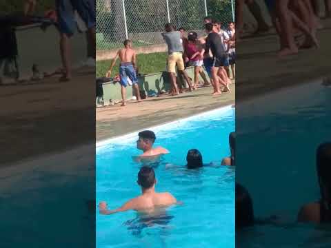 Funcionário de clube é agredido por menores que bebiam cerveja de garrafa em local proibido