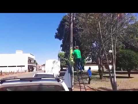 Manifestantes espalham faixas contra Bolsonaro em Lagoa Formosa e geram polêmica