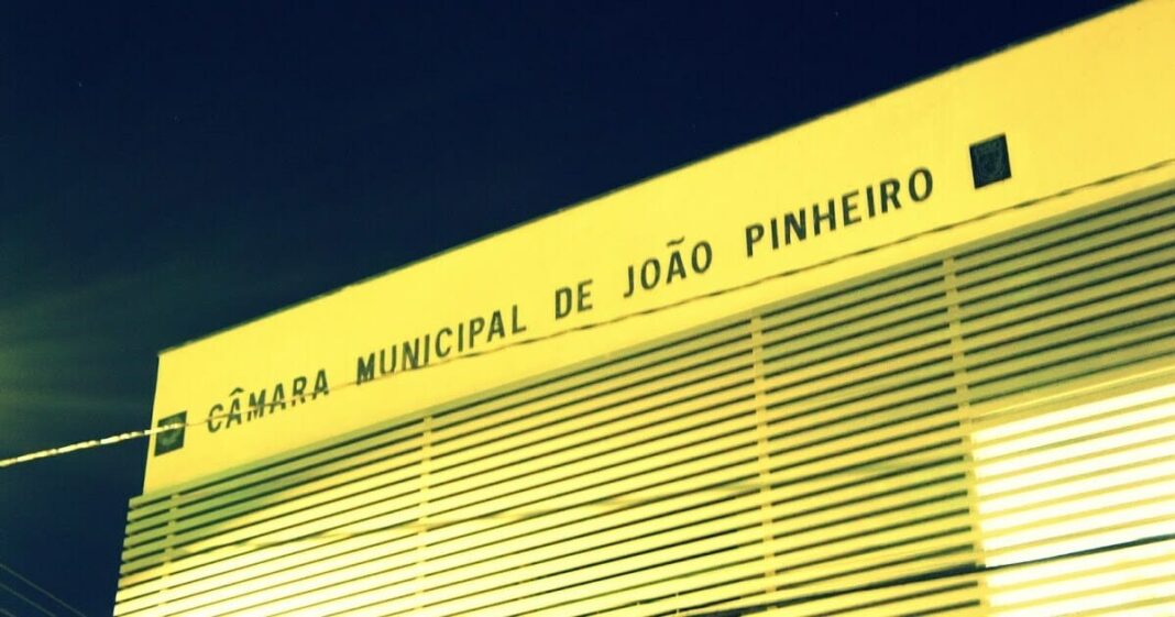 camara municipal de joao pinheiro