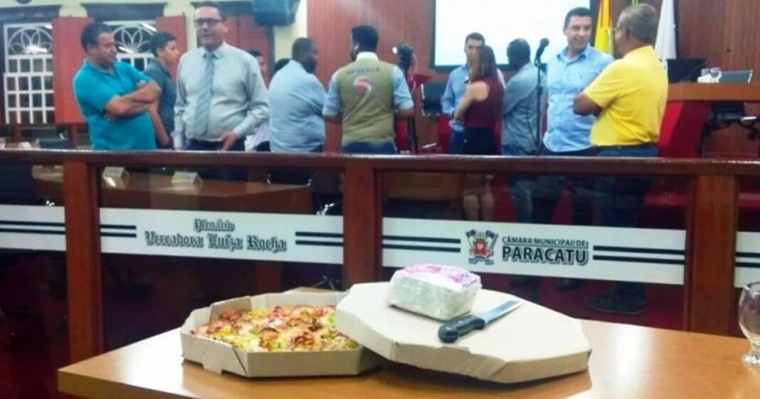 cpi da pizza em paracatu