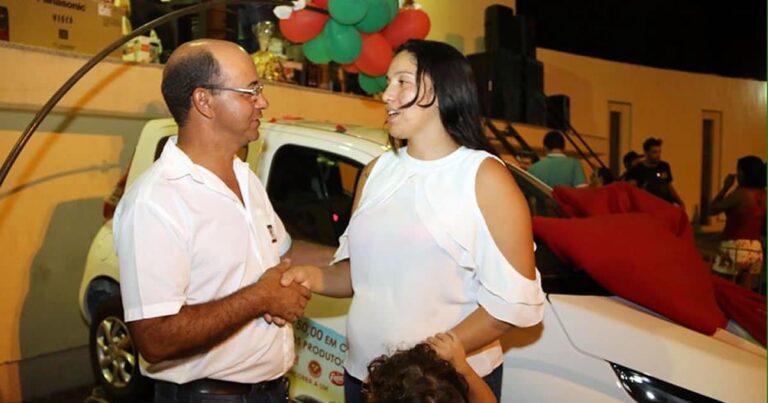 ganhadora do carro show de premio lider