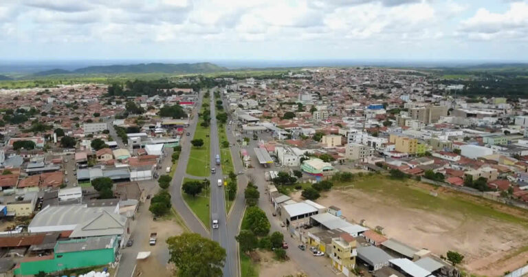 06 08 cidade de joao pinheiro